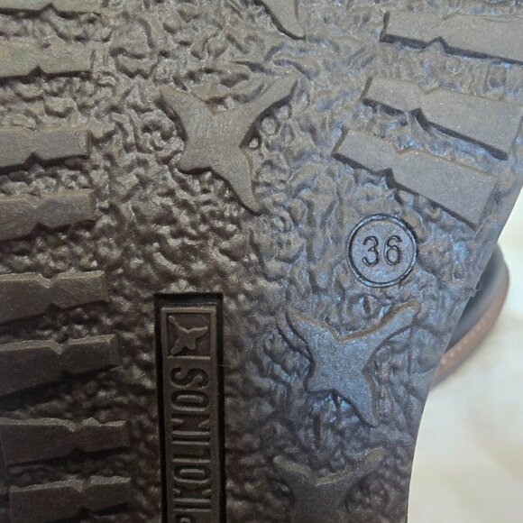 PIKOLINOS Black Leather Loafers - Picture 13 of 13